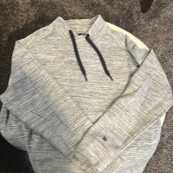 All in One mock hoodie. Great sweatshirt and in excellent condition - Picture 2 of 4